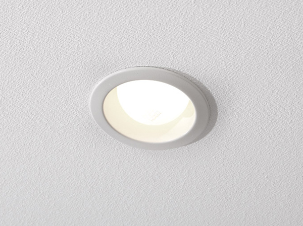 Features of the building.  [LED lighting] It has adopted the LED lighting to the down light of dwelling units and in the common areas. Power consumption and CO2 emissions from this, Approximately as compared with conventional incandescent lamps 8 ~ 90% reduction ※ It expects to be able to. (Same specifications) ※ Calculation, such as on the basis of the data of Toshiba Lighting & Technology Co., Ltd.. In fact it may be different from the number that is displayed.