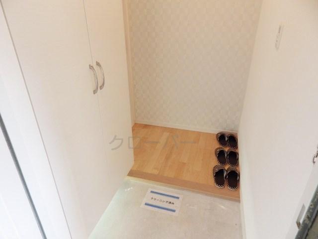 Entrance. The room from the front door