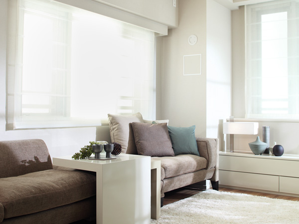 Living.  [living] living ・ Adopted Haisasshi The dining. Eliminating the beam type by reverse beam-out frame construction method, And enhance a sense of open by a neat space.