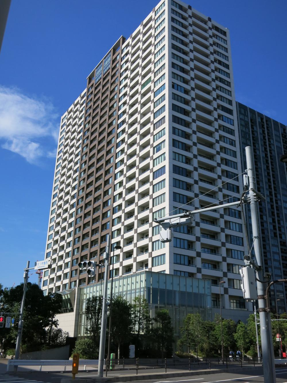 Local appearance photo. Local (10 May 2013) Shooting