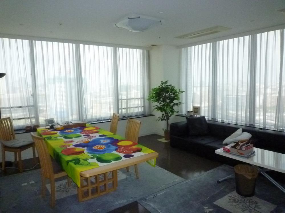 Living. Indoor (10 May 2013) Shooting