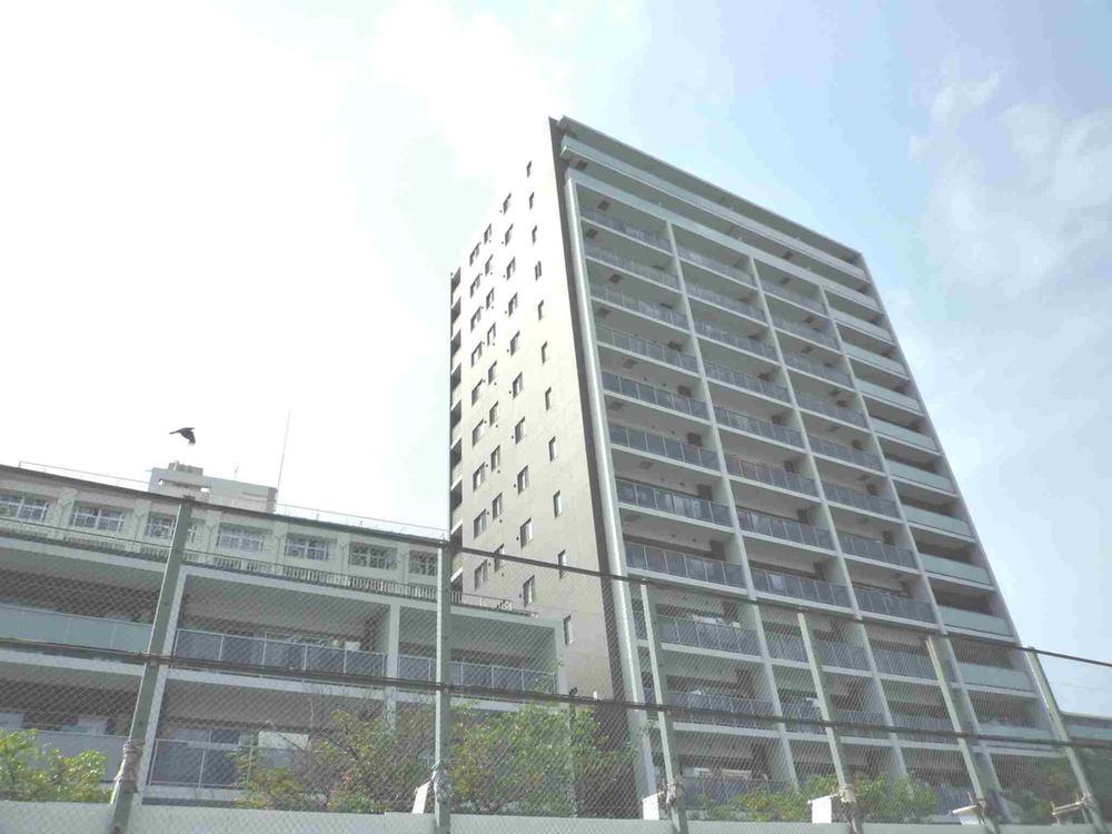 Local appearance photo. Local (June 2013) Shooting