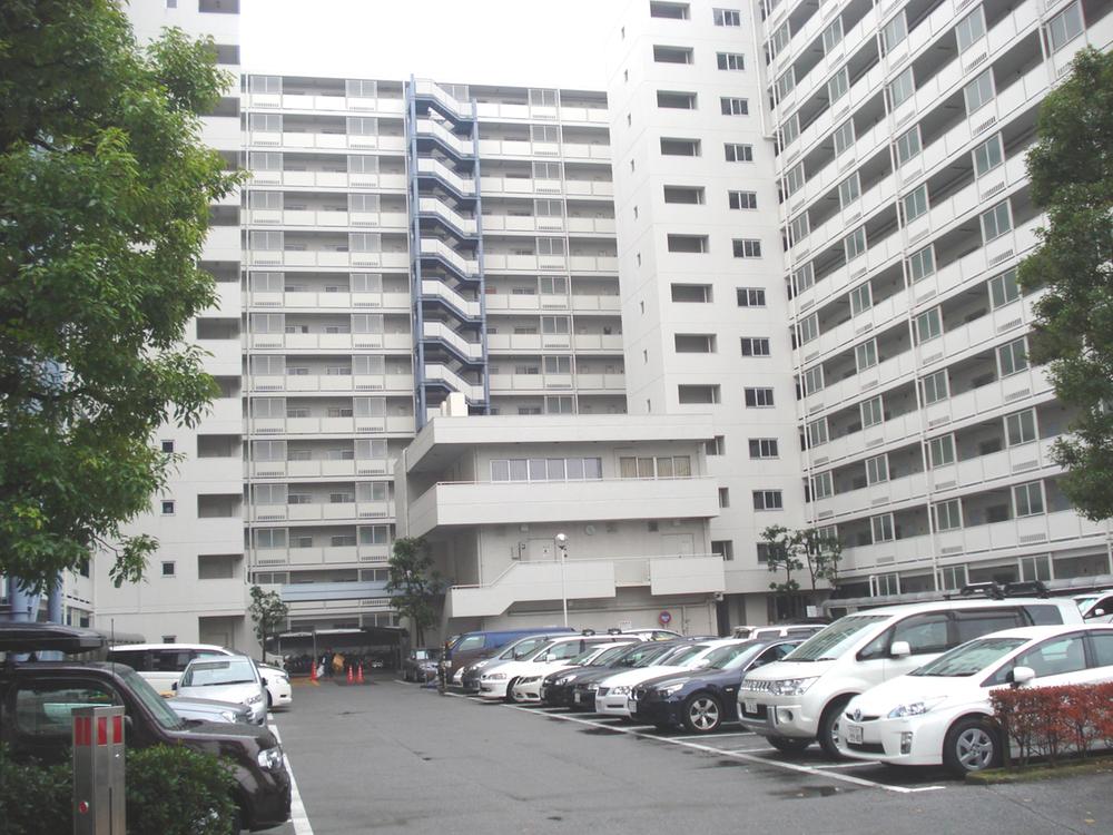 Local appearance photo. Local (12 May 2013) Shooting