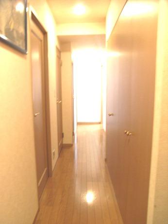 Entrance. Local (10 May 2013) Shooting