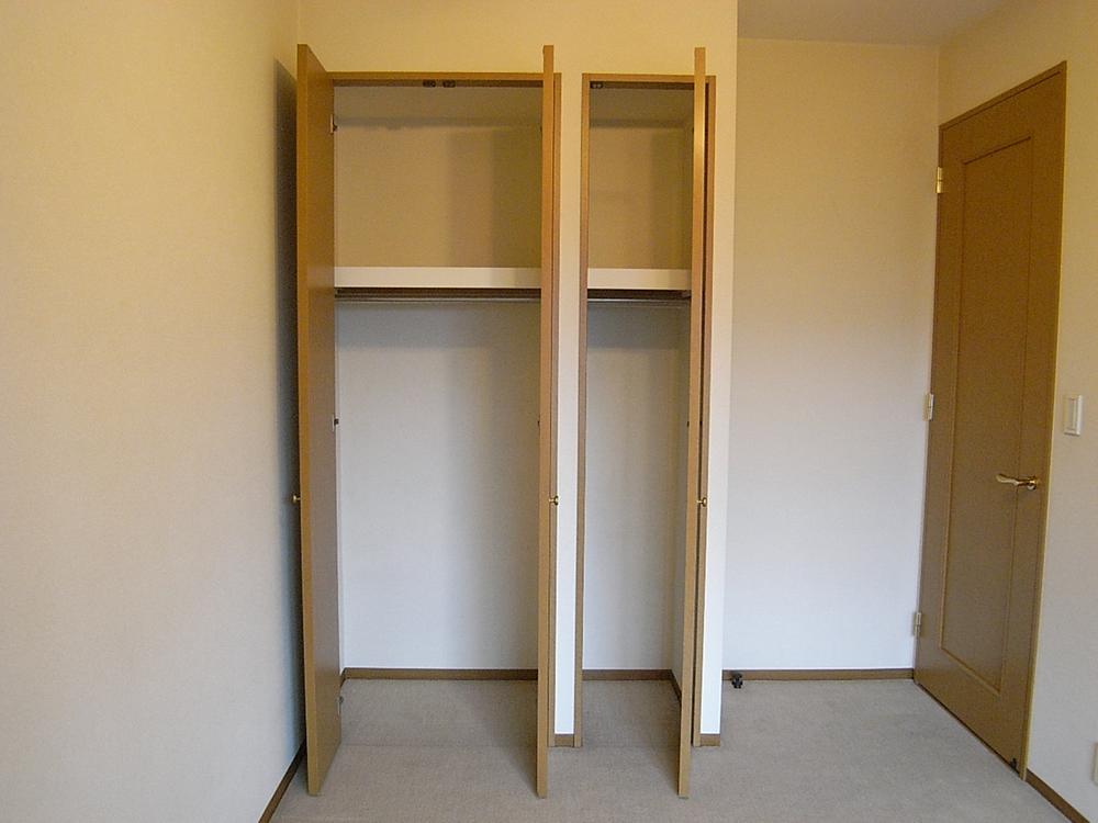 Receipt. Western-style closet