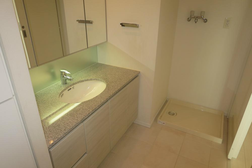 Koto-ku, Tokyo Toyosu 3