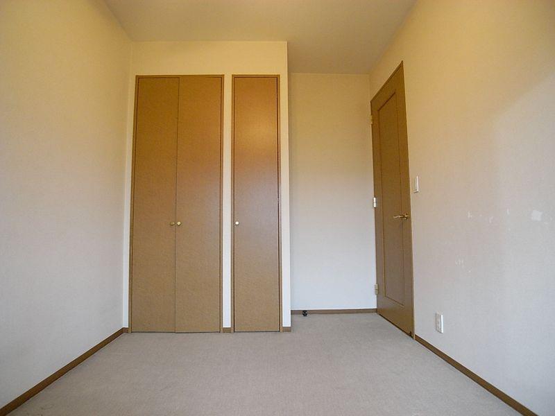 Non-living room. Western-style 6 Pledge