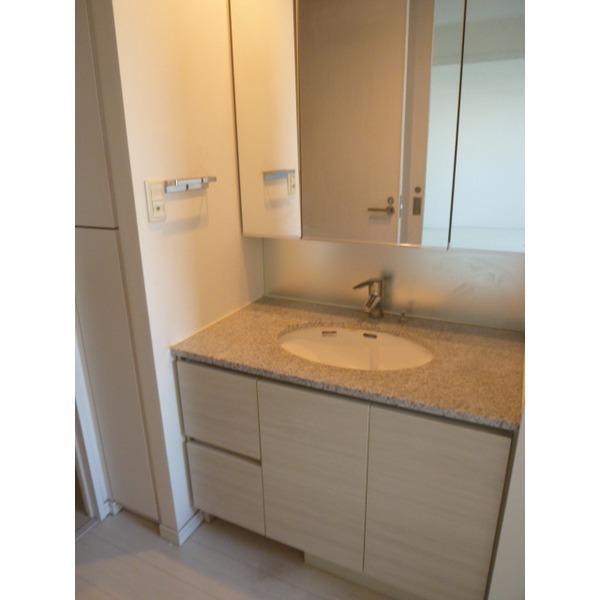 Koto-ku, Tokyo Toyosu 3