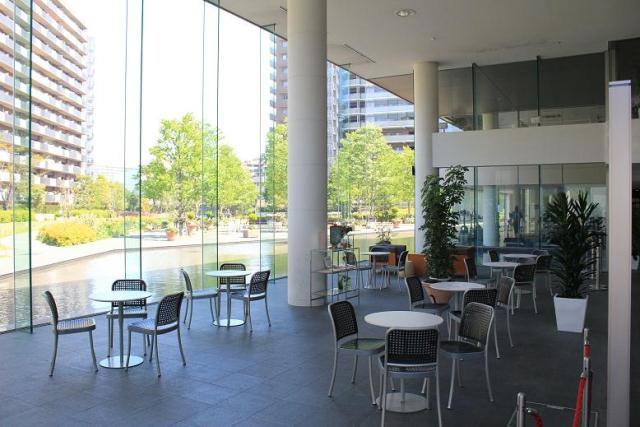 Other common areas. Lounge