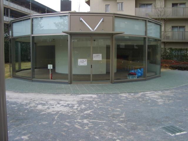 Other common areas. Tot House to play on a rainy day