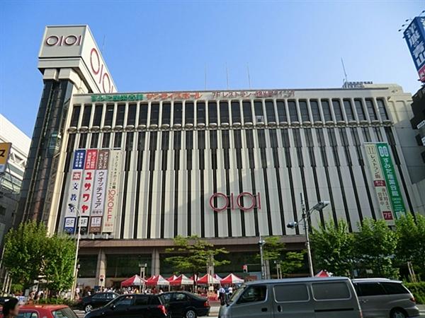 Shopping centre. Marui Kinshicho to the store 1046m