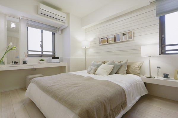 The main bedroom of the two-sided opening (Western-style 1) is bright atmosphere