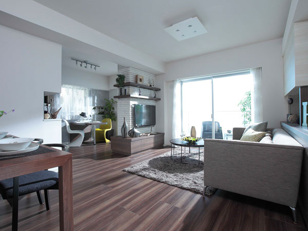Living.  [living ・ dining] Full of light and airy living sunshine plug ・ Living space dining is at the heart of the house to nurture the family of communication.