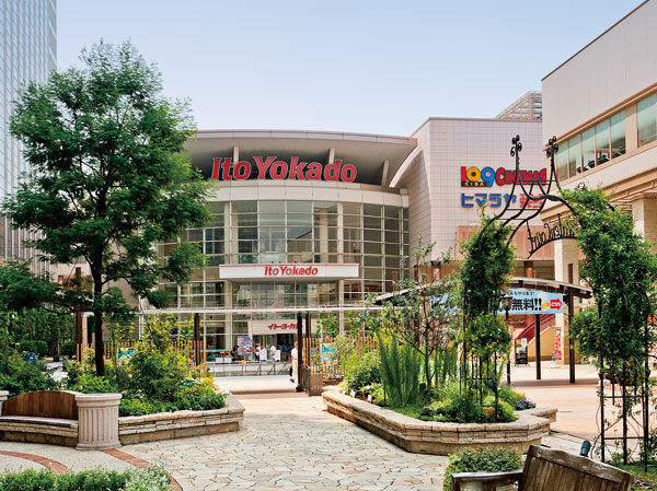 Surrounding environment. Shenzhen Gyazaria (about 710m ・ A 9-minute walk)