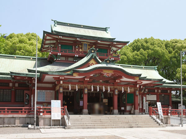 Surrounding environment. Tomioka Hachiman (about 670m ・ A 9-minute walk)