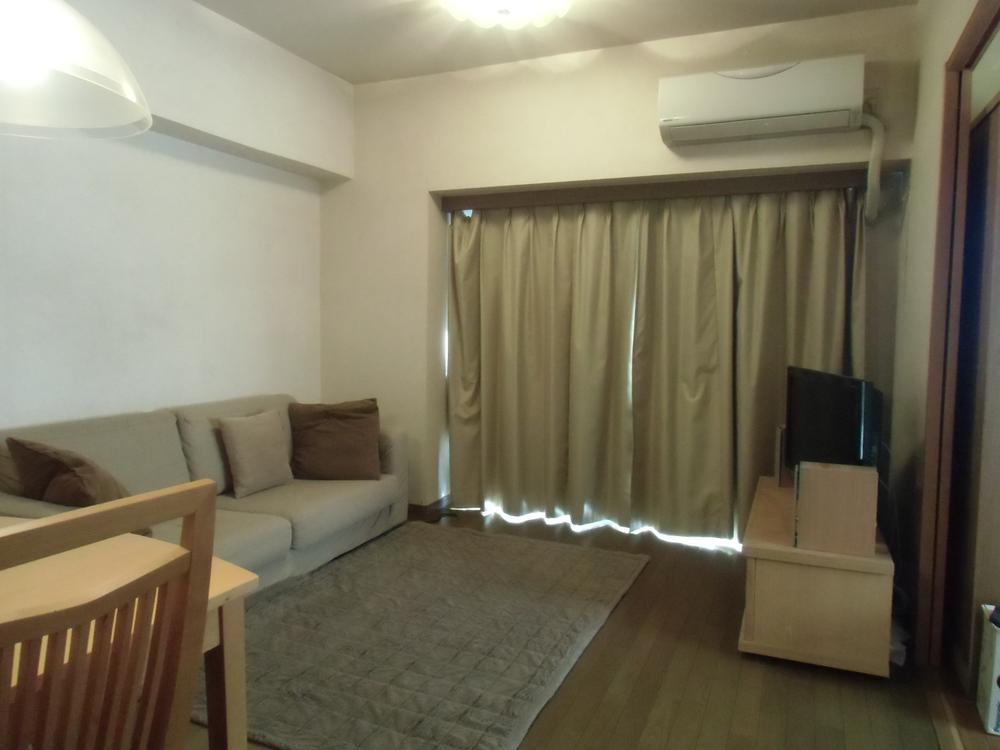 Living. Indoor (12 May 2013) Shooting