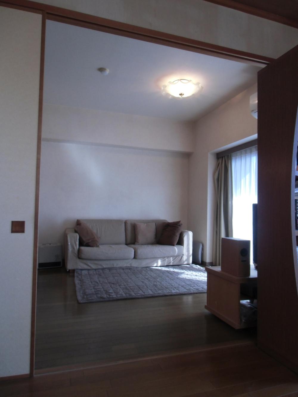 Living. Indoor (12 May 2013) Shooting