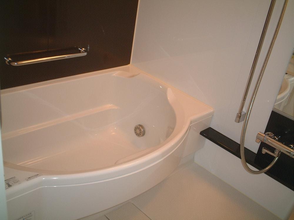 Bathroom.  [bathroom] Bathroom relax comfortably.