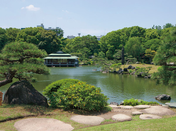 Surrounding environment. Fining garden (about 1230m ・ 16-minute walk)