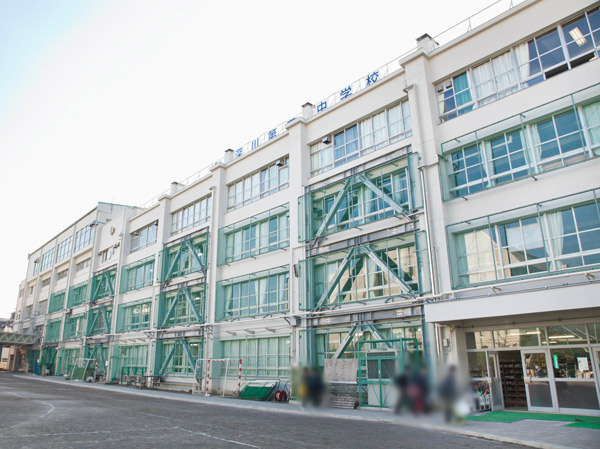 Surrounding environment. Shenzhen fourth junior high school (about 590m ・ An 8-minute walk)