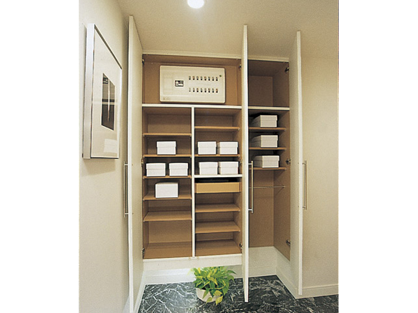 Interior. (Shared facilities ・ Common utility ・ Pet facility ・ Variety of services ・ Security ・ Earthquake countermeasures ・ Disaster-prevention measures ・ Building structure ・ Such as the characteristics of the building)