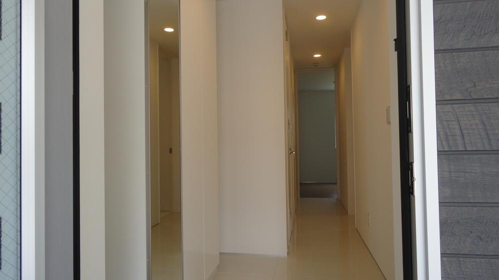 Entrance. 1F entrance