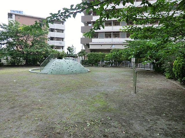 Other. Shinonome green road park