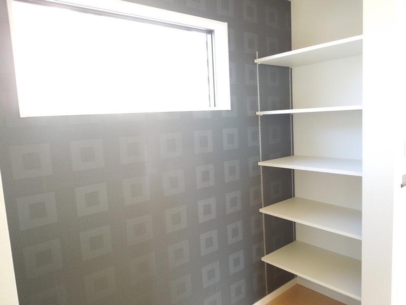 Local appearance photo. Study Room