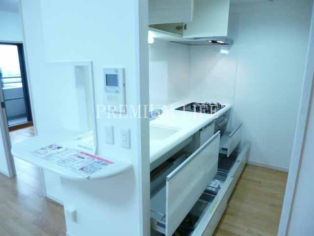 Kitchen.  [kitchen] Storage rich system Kitchen.