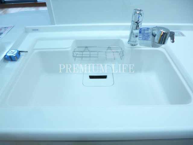 Other Equipment. Water purifier function with faucet