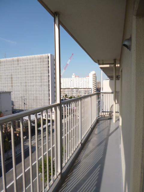 Balcony. Two-sided balcony