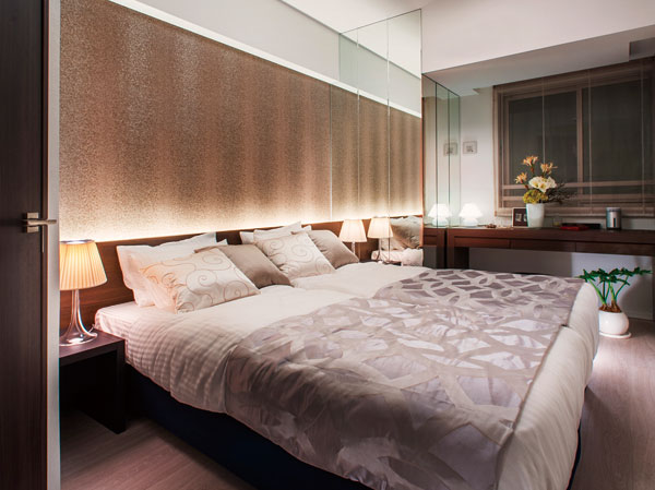 Interior.  [That cherishing their own time] It is each and every family, It is a space that you can cherish their time. Or left a deep himself to tranquility, Or to pursue One the world of hobby, You can concentrate on studying and reading. And life quality is, It is that it also realized much-valued private time. (ROOM1)