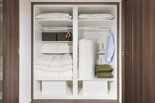 Other. Also fit futon, Depth of deep family cloak (System Storage). Because it gives you the power to customize, such as shelf, Possible variety accommodated depending on the application. Luggage to increase, Convenience can be kept clean