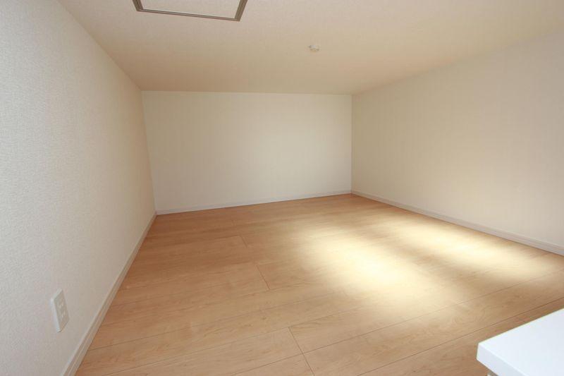 Living. Excellent storage capacity of loft than LDK