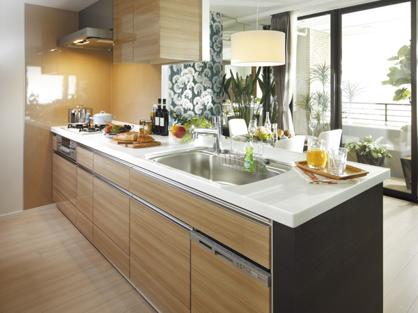 Kitchen.  [kitchen] living ・ Produce a sense of unity with the dining. Counter kitchen in pursuit of openness and functionality.  ※ 60I, Except 60Ig type