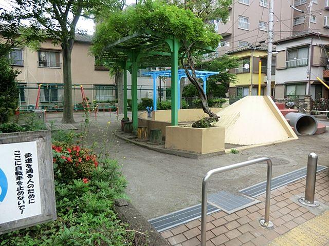 Other. Higashisuna Chome second child amusement