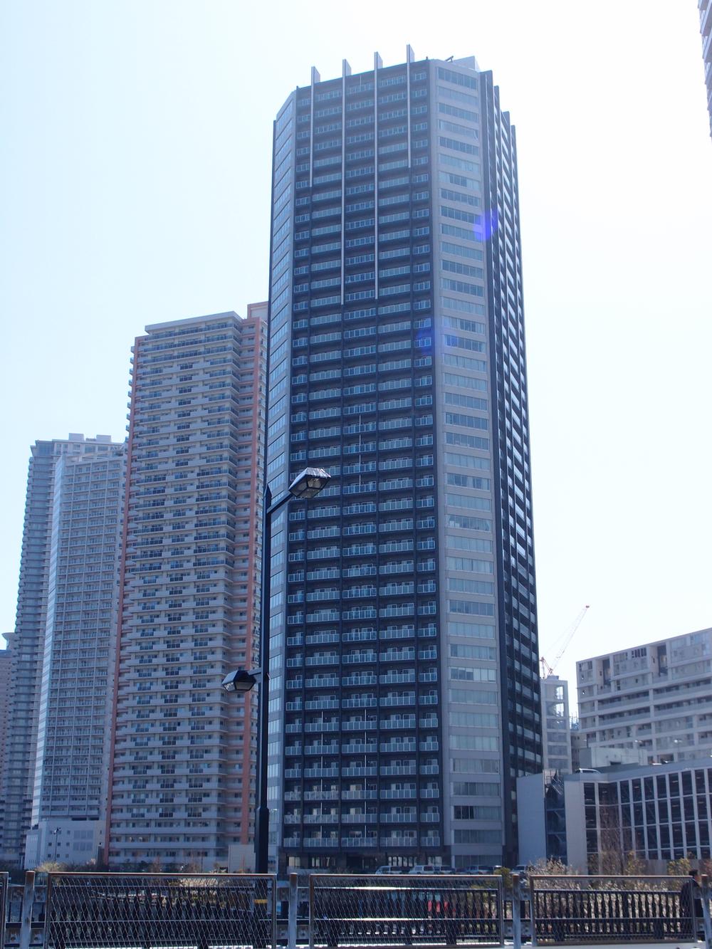 Local appearance photo. Local (12 May 2013) Shooting