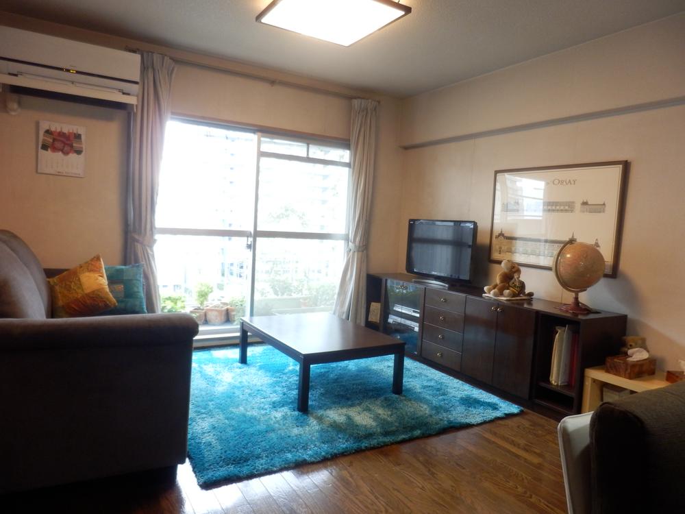 Living. Indoor (12 May 2013) Shooting