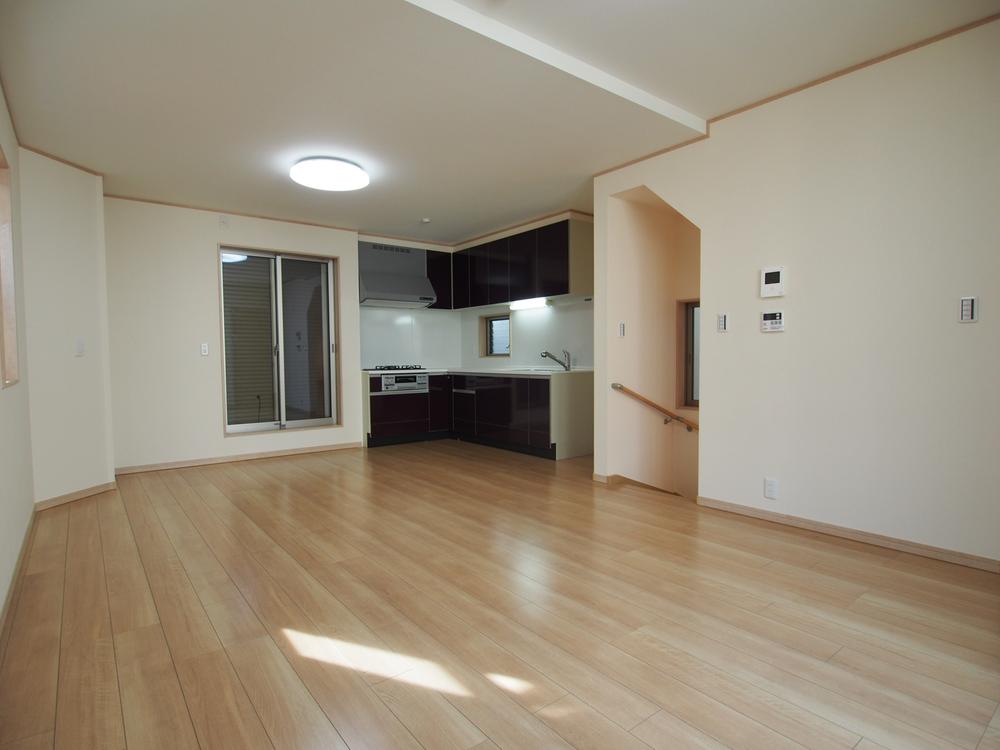 Kitchen. Indoor (12 May 2013) Shooting