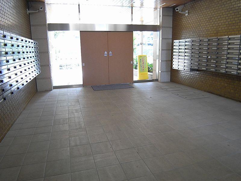 Other local. Entrance hall