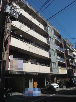 Local appearance photo. Appearance 1 side