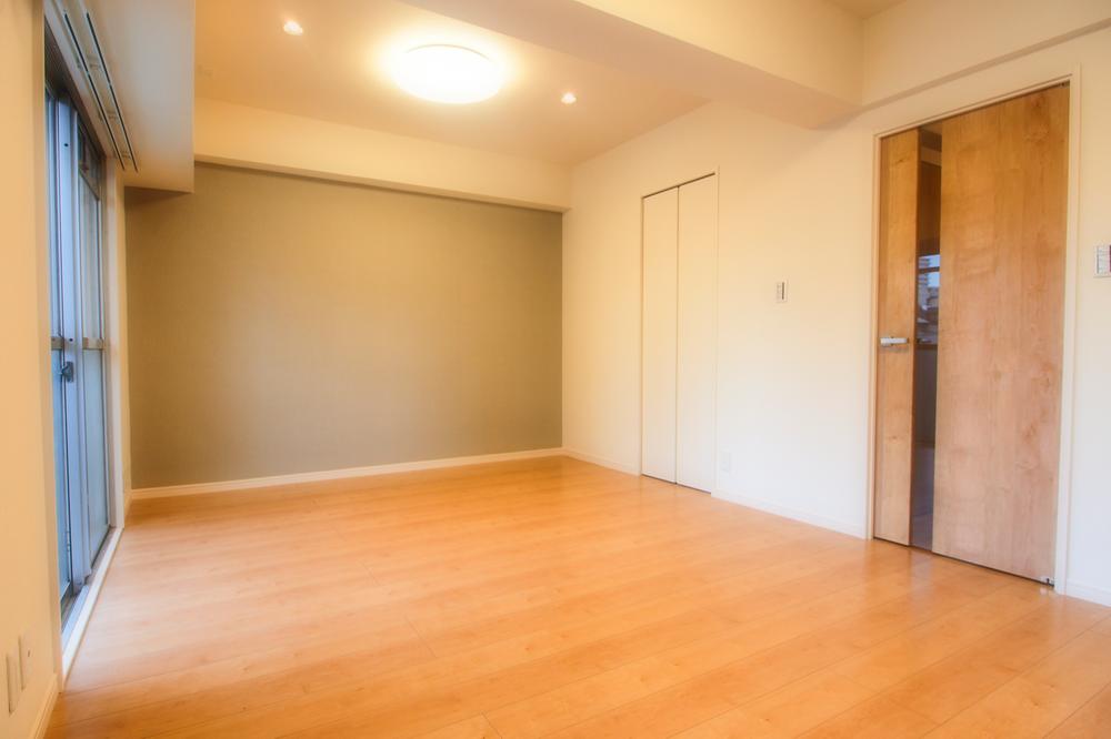 Living. Indoor (12 May 2013) Shooting