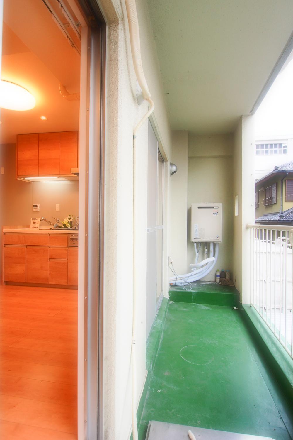 Balcony. Local (12 May 2013) Shooting