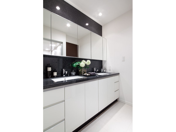 Bathing-wash room.  [bathroom] Wash room of granite counter adoption. Equipped with easy bowl-integrated basin counters and single lever mixing faucet of cleaning. Also, The Kagamiura cosmetics and dental goods, We have prepared a space that can be neat storage and dryer. (Except for some)