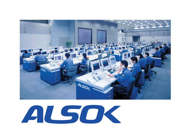 Security.  [24-hour remote monitoring system] Directly connected to the security company, Centralized monitoring the event of abnormal in 24 hours a day, Introducing a security system. Should a fire occur, If the crime prevention sensor senses the trespassing, With, such as when the emergency communication button has been pressed to let you know in a warning sound, Automatically reported to the monitoring center of the disaster prevention center and security company. Do the emergency contact to the relevant agencies to determine the situation in the monitoring center, If necessary, express expert staff to the site. (Reference photograph)