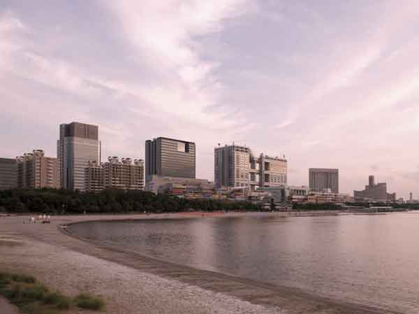 Surrounding environment. Odaiba Seaside Park (about than local 2.8km / About 12 minutes by bicycle)
