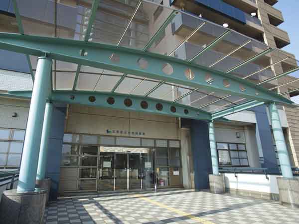 Surrounding environment. Shinonome library (about 360m / A 5-minute walk)