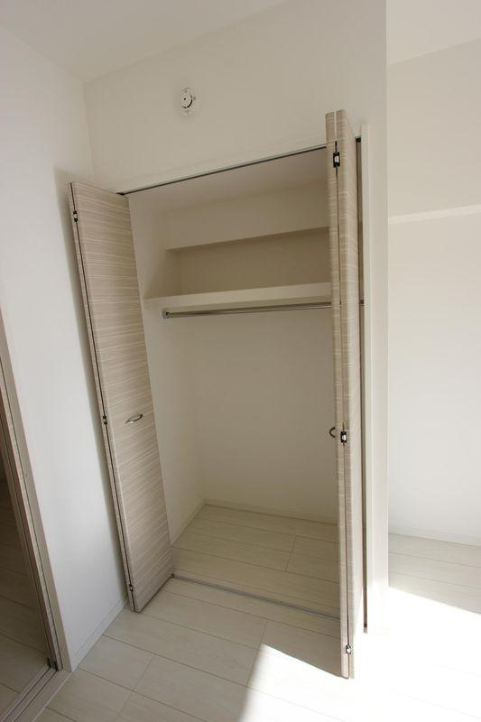 Non-living room. Western-style 5.5 Pledge