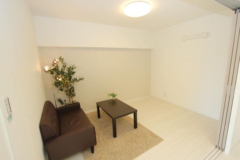 Non-living room. Western-style 5.2 Pledge