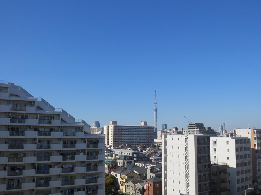 View photos from the dwelling unit. You views of the Tokyo Sky Tree from balcony